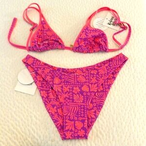 Kulani Kinis Light purple and pink bathing suit size medium brand new with tags